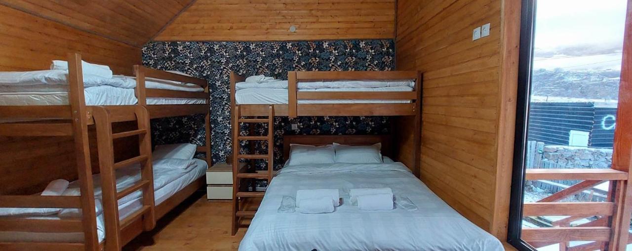 Guesthouse And Cottage Nicolo Kazbegi Kültér fotó